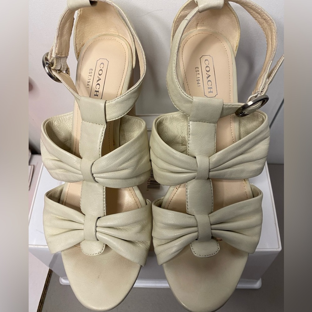 COACH Nola 6 1/2 B Wedge Cream Leather Platform Sandals Wood Sole Butter Soft!